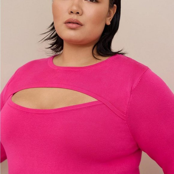 ❤️NWT VINTAGE TORRID SWEATER - FITTED - CUTOUT CHEST - CREW NECK - HOT PINK - Picture 6 of 9